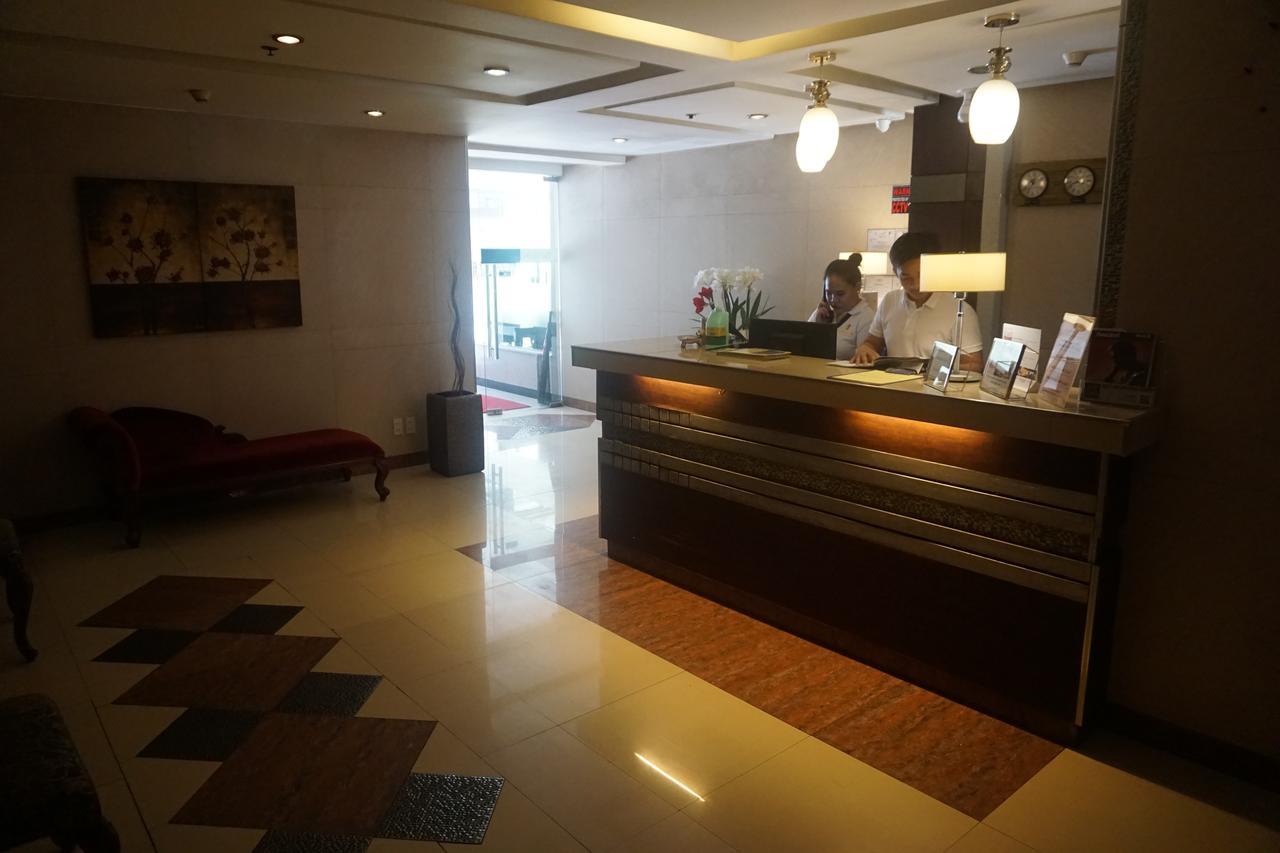The Shila Philla Hotel Makati City Dış mekan fotoğraf