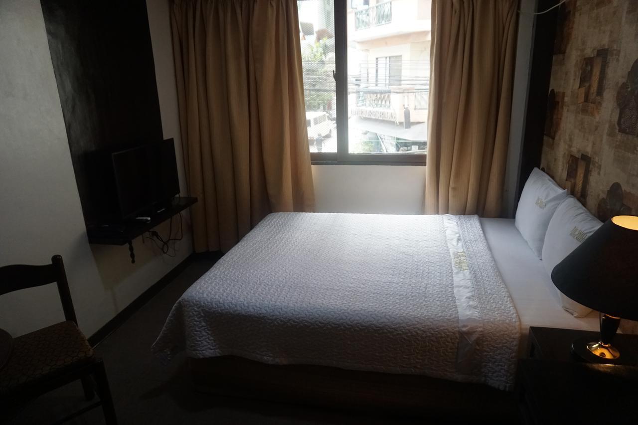 The Shila Philla Hotel Makati City Dış mekan fotoğraf