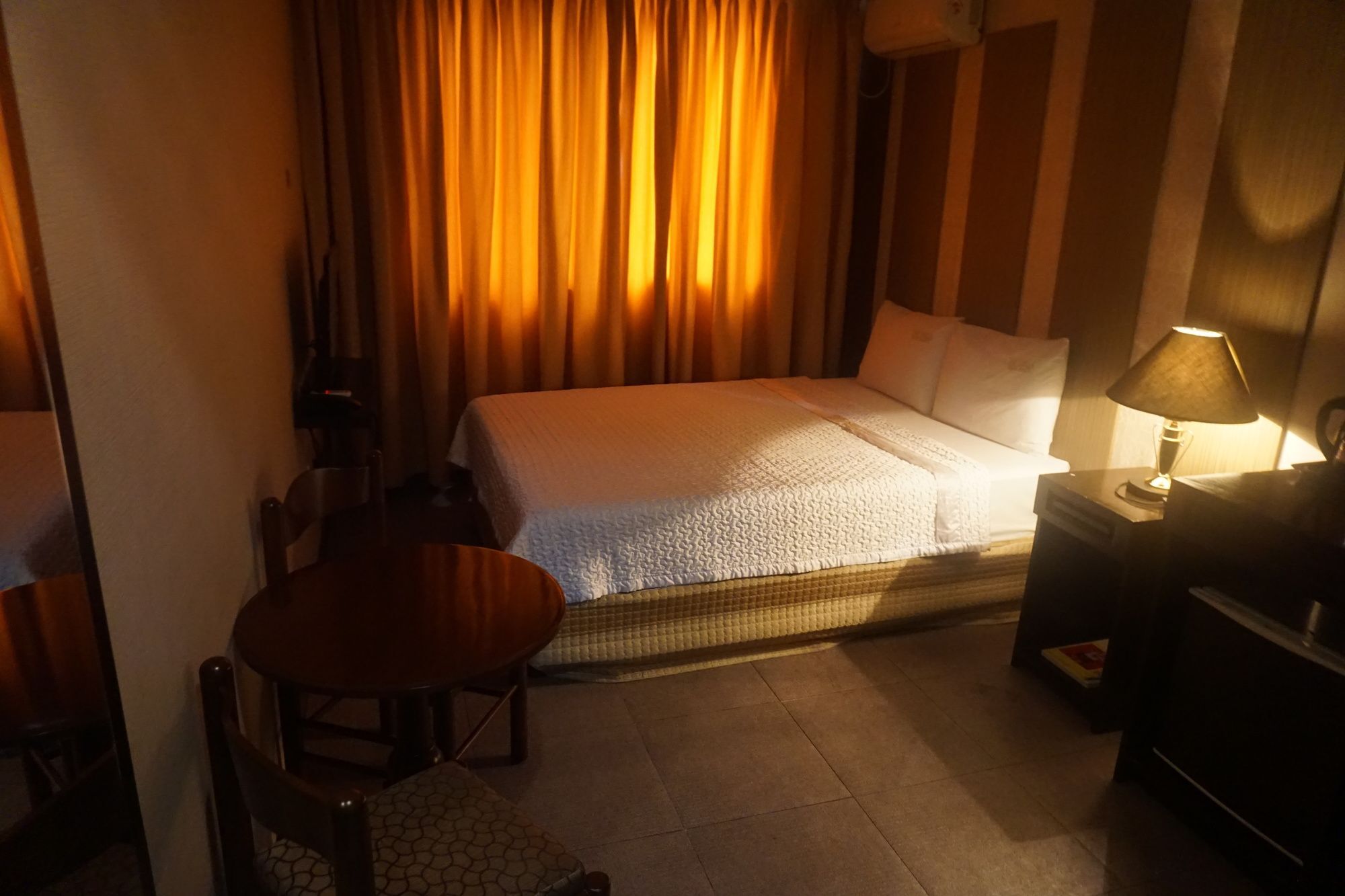 The Shila Philla Hotel Makati City Dış mekan fotoğraf