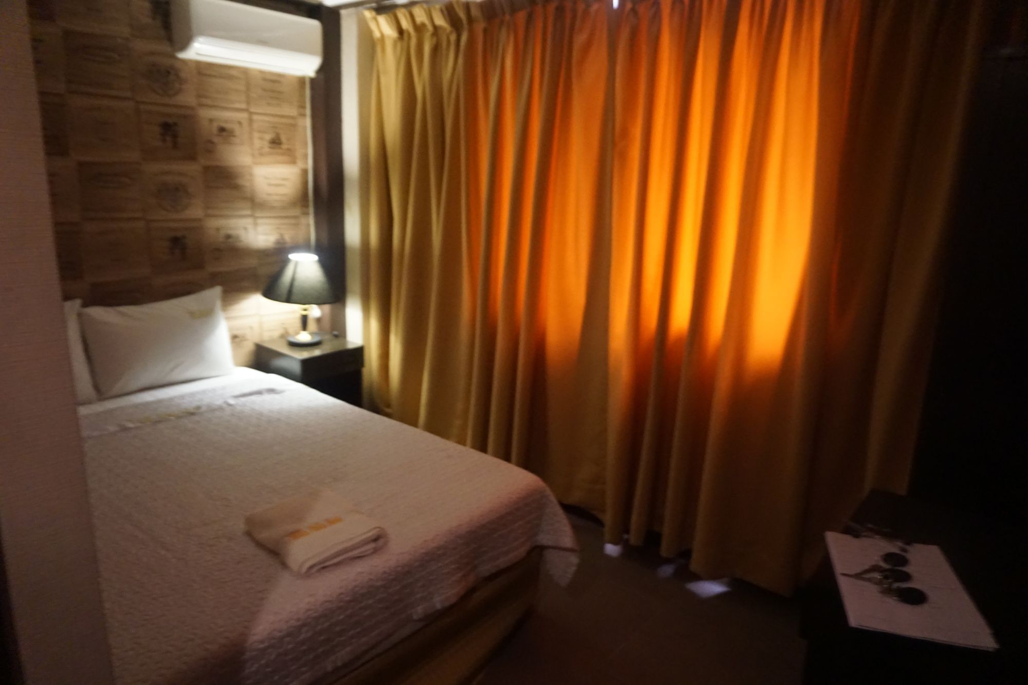 The Shila Philla Hotel Makati City Dış mekan fotoğraf
